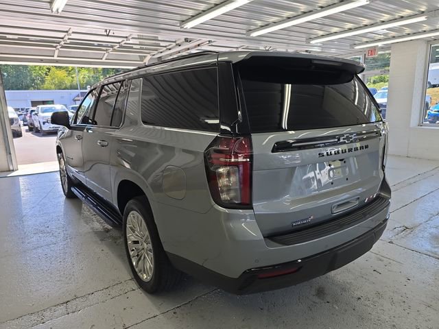 2023 Chevrolet Suburban RST photo 2