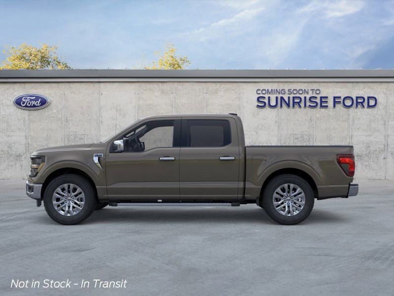 2025 Ford F-150 XLT photo 2
