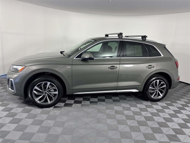 2024 Audi Q5 45 S line Premium photo 2