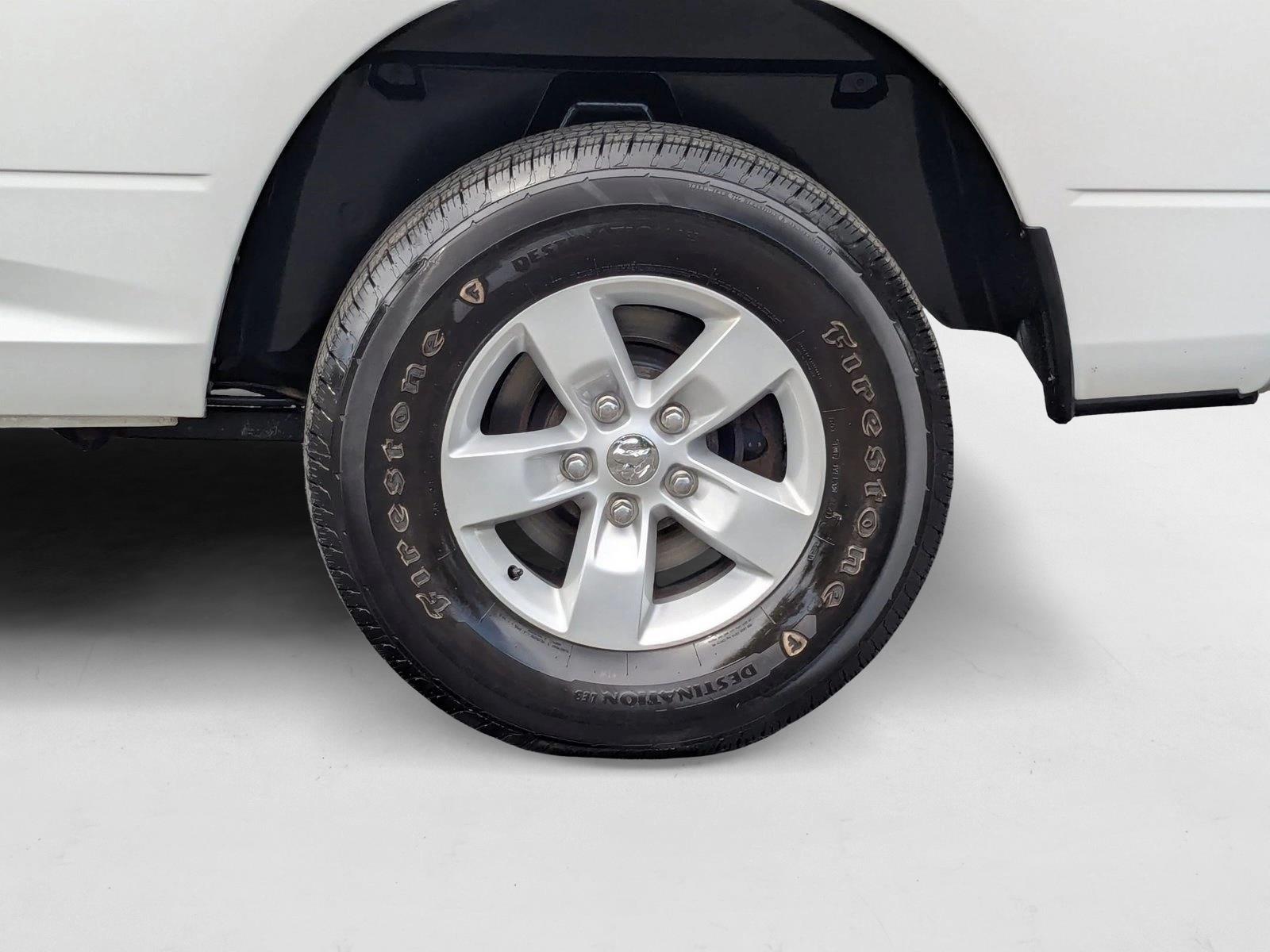 2019 Ram 1500 Classic Express photo 19