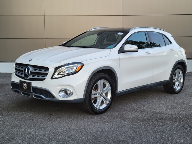 2020 Mercedes-Benz GLA GLA250's photo