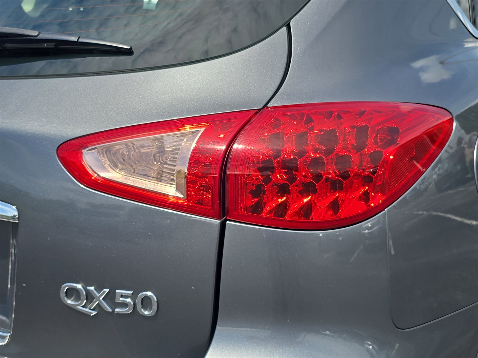2017 Infiniti QX50 Base photo 9