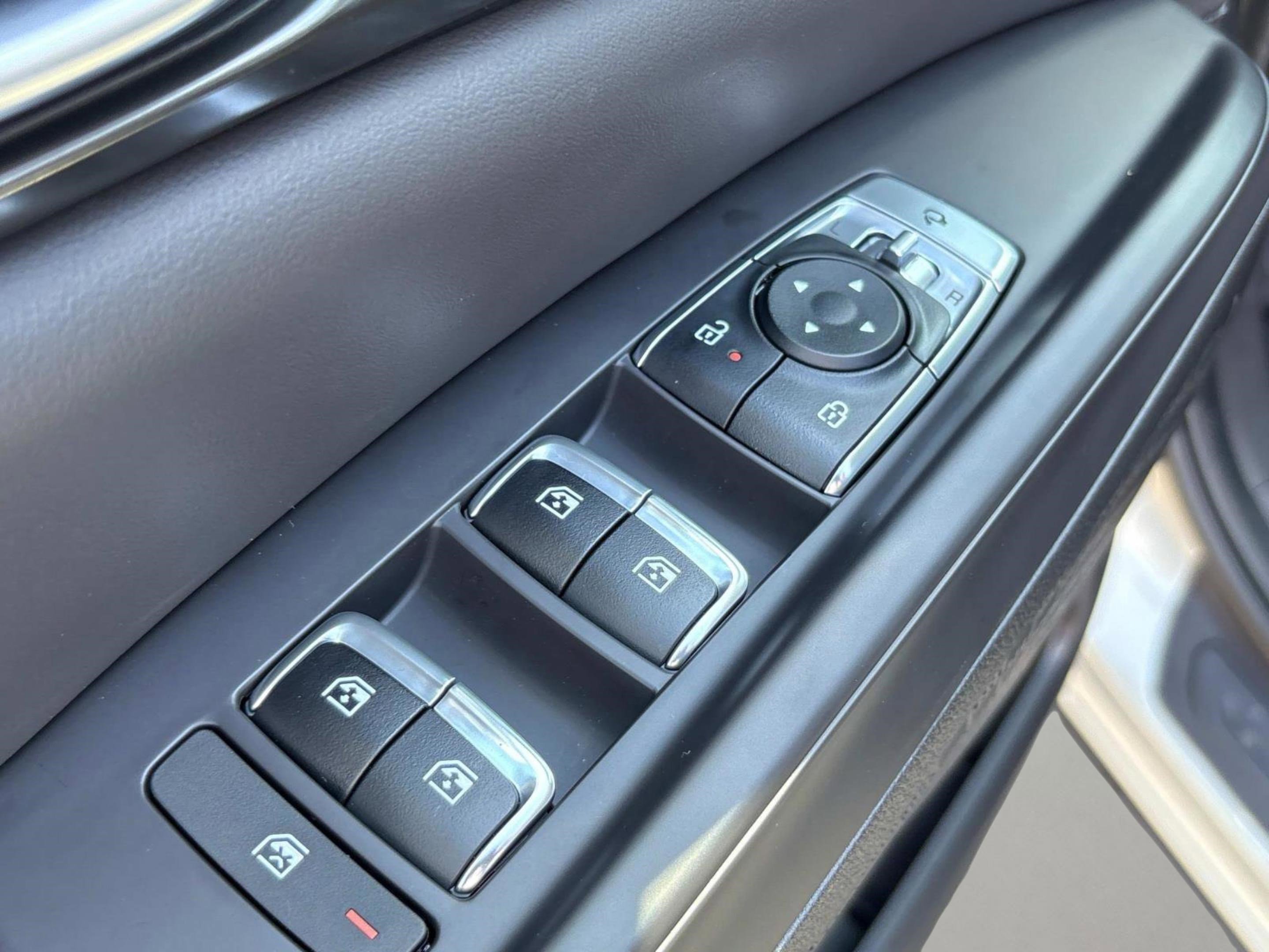 2026 Kia Carnival SX photo 22