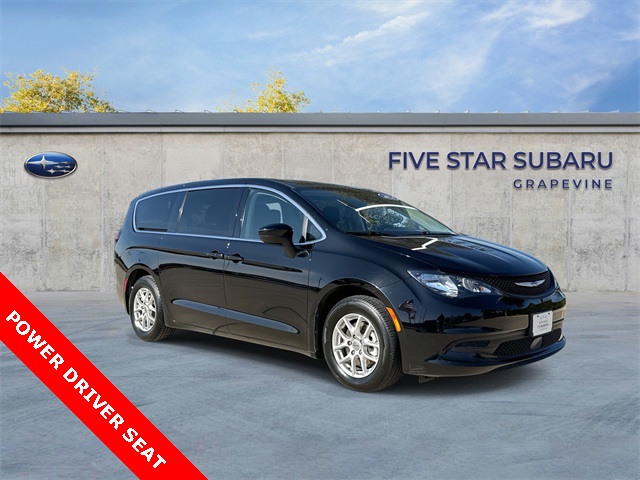 Pre-Owned 2024 Chrysler Voyager LX's photo