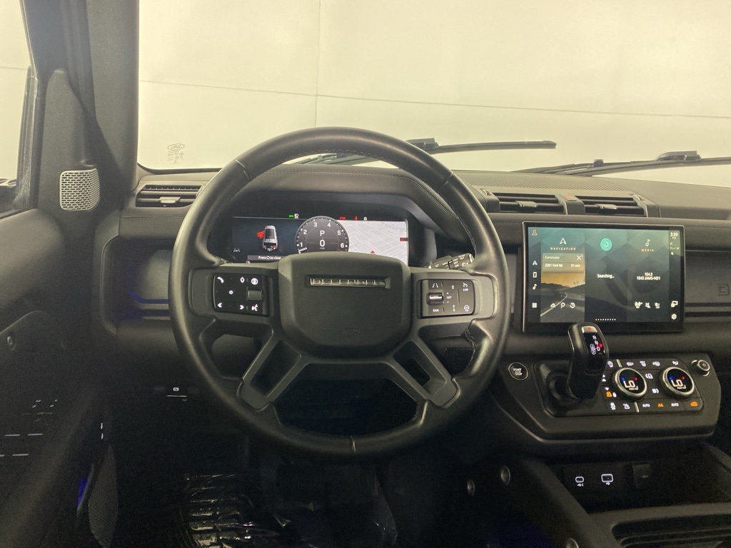 2024 Land Rover Defender 130 X-Dynamic SE photo 20