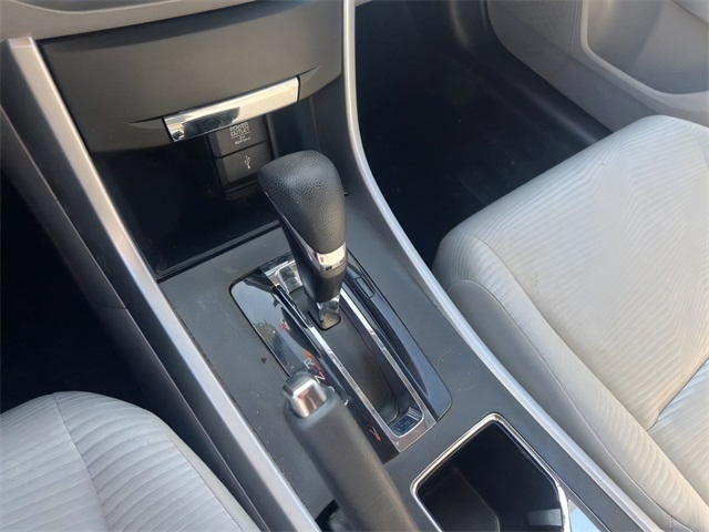2014 Honda Accord LX photo 12