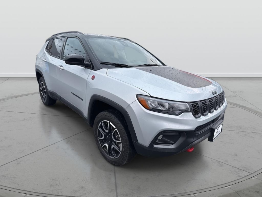 2024 Jeep Compass Trailhawk's photo