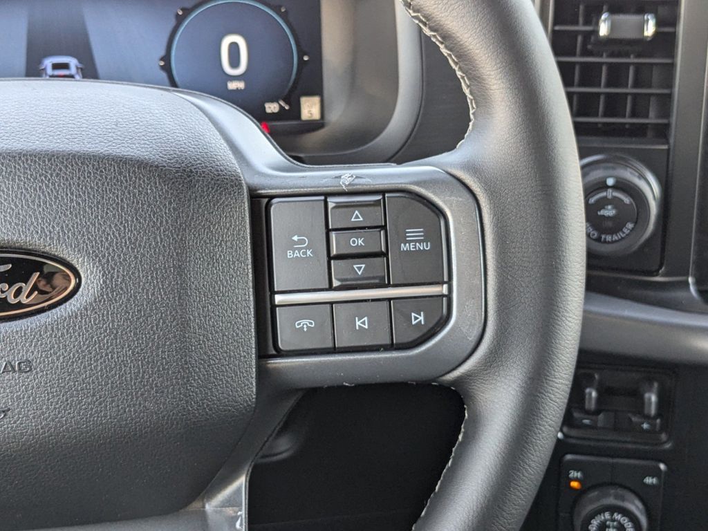 2025 Ford F-150 XLT photo 24