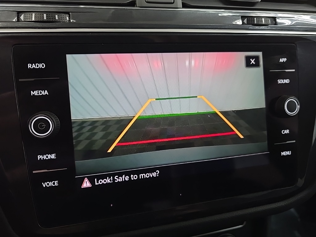 2021 Volkswagen Tiguan SE R-Line Black photo 22