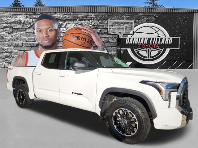 2023 Toyota Tundra SR5's photo