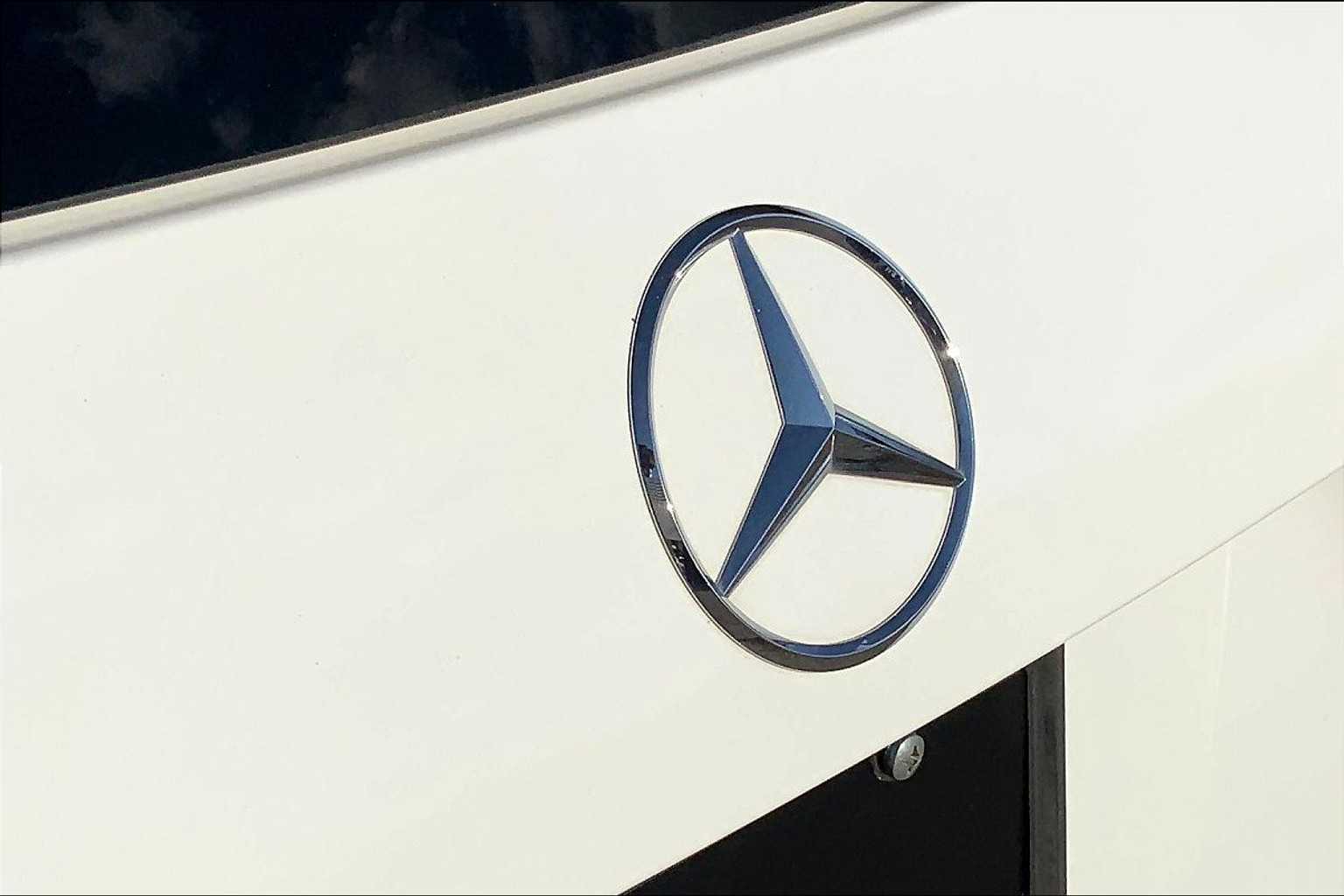 2021 Mercedes Benz GLA 250 photo 9