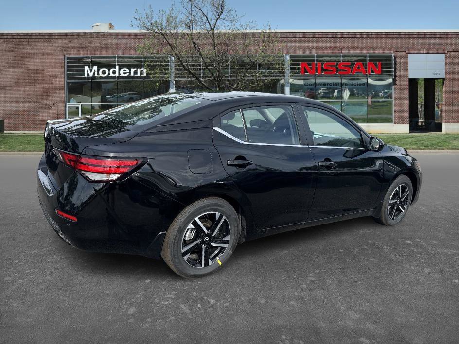 2025 Nissan Sentra SV photo 4