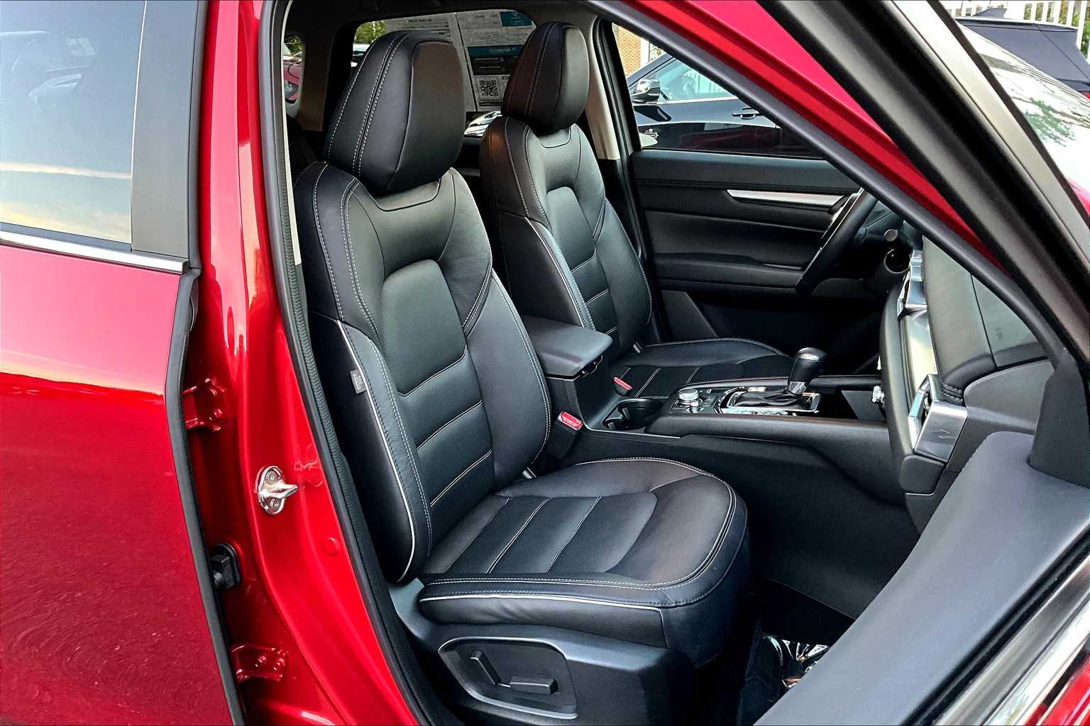 2024 Mazda CX-5 2.5 S Preferred photo 8