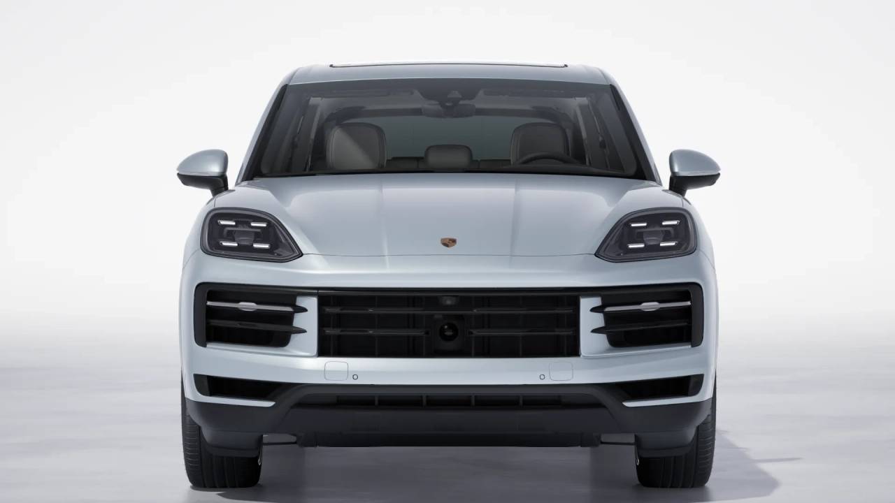 2026 Porsche Cayenne photo 8