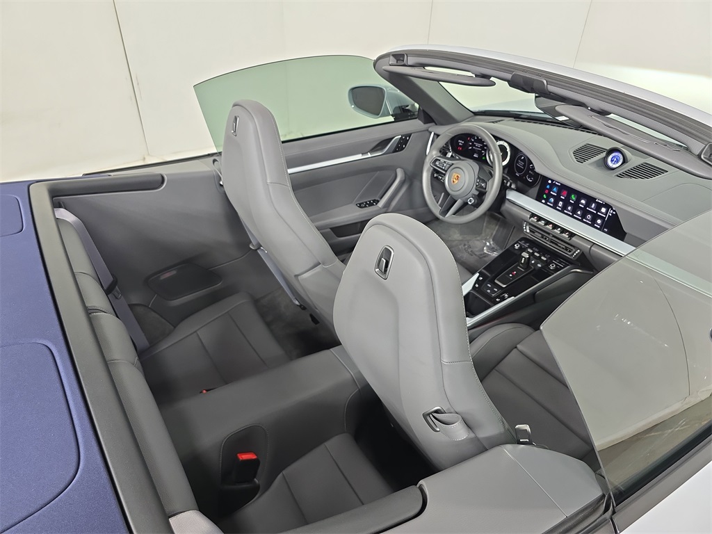 2024 Porsche 911 4 Cabriolet photo 25