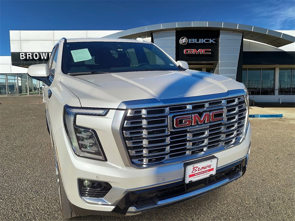 2025 GMC Yukon Denali's photo