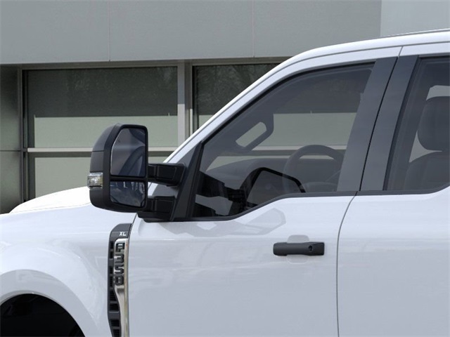 2025 Ford F-350 photo 18