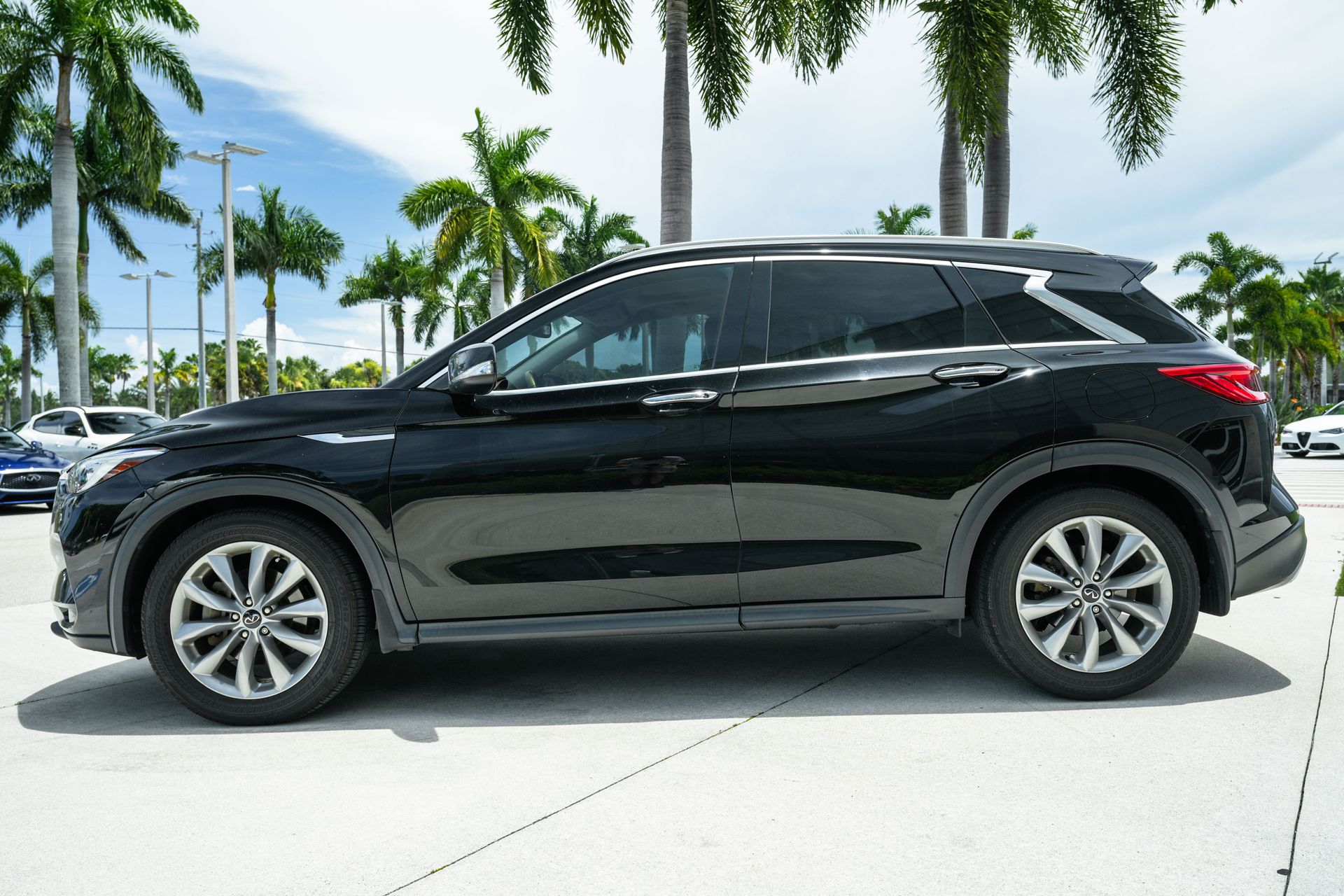 2020 Infiniti QX50 Luxe photo 4