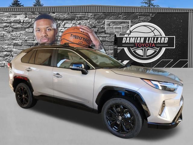 2025 Toyota RAV4 XSE's photo