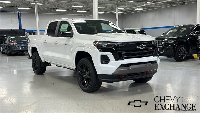 New 2024 Chevrolet Colorado Z71 Crew Cab in Lake Bluff #C6591 