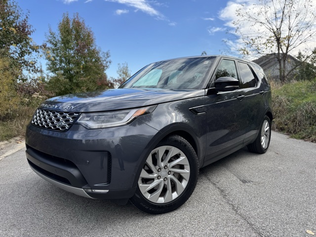 2025 Land Rover Discovery S's photo