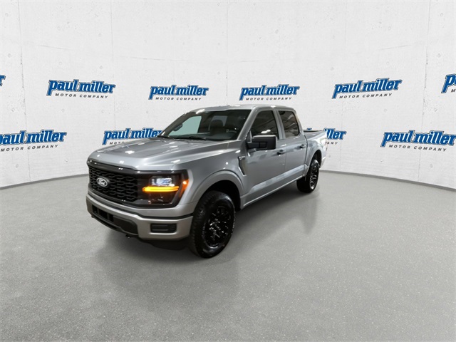 2025 Ford F-150 STX photo 4