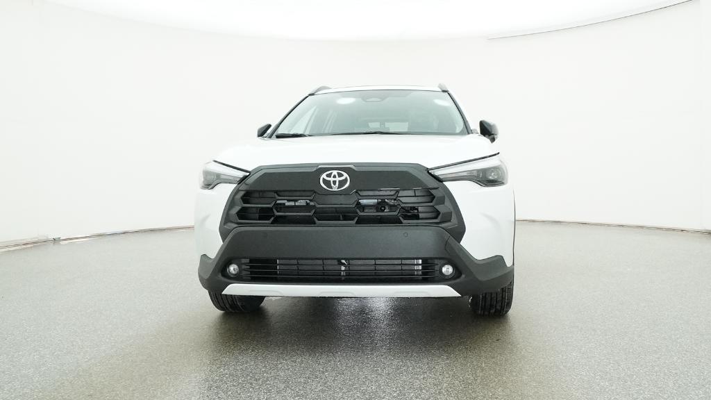 2026 Toyota Corolla Cross XLE photo 3