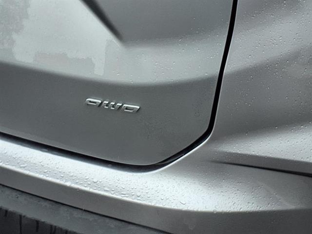 2024 Ford Edge Titanium photo 26