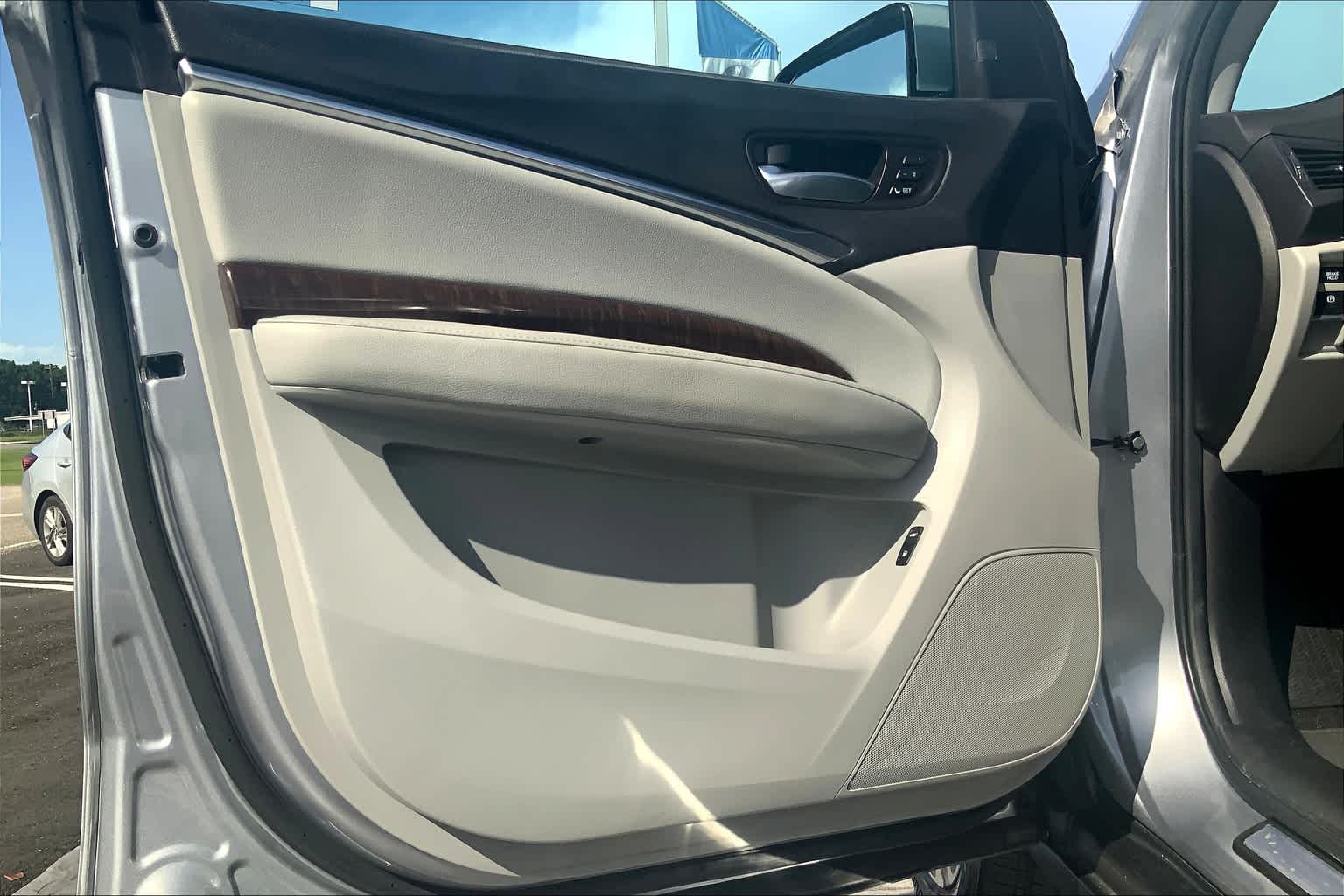 2017 Acura MDX Technology photo 20