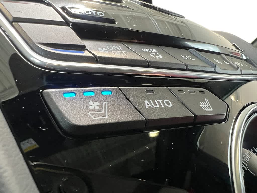 2025 Acura RDX A-Spec Advance photo 18
