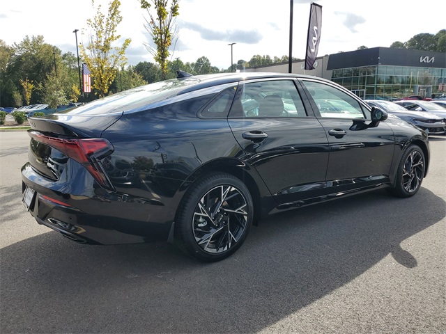 2026 Kia K5 GT-Line photo 4