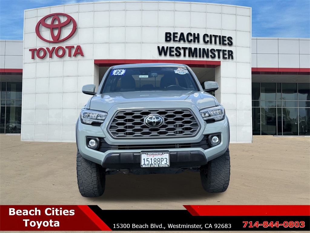 2022 Toyota Tacoma TRD Off-Road photo 3