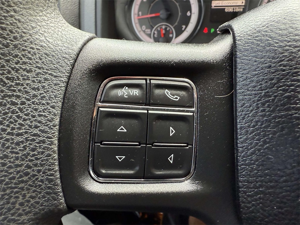 2019 Ram 1500 Classic Warlock photo 24
