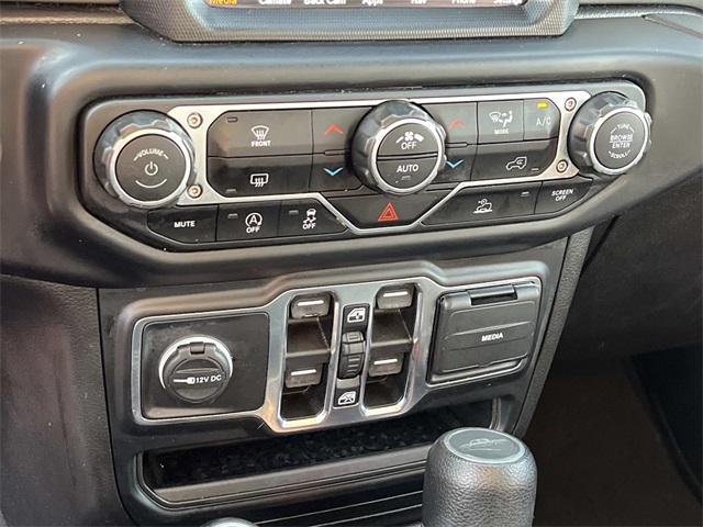 2023 Jeep Gladiator Overland photo 28