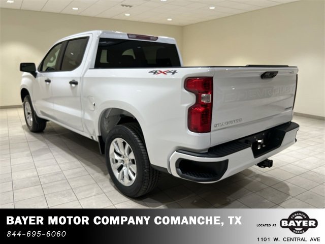 2025 Chevrolet Silverado 1500 Custom photo 3