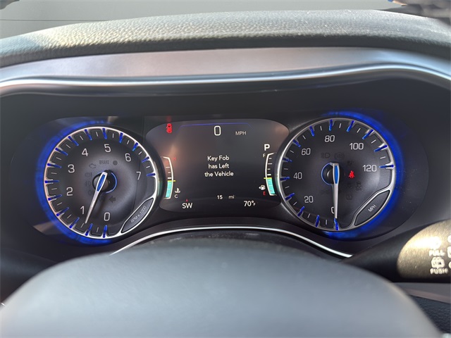 2026 Chrysler Pacifica Limited photo 13