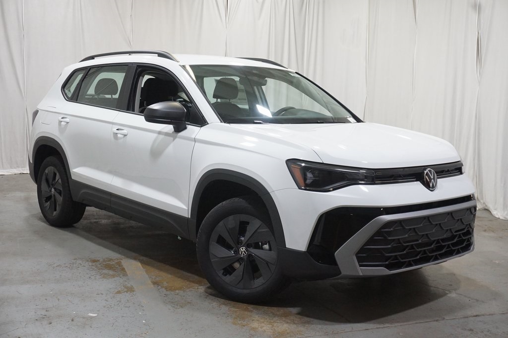 2025 Volkswagen Taos S photo 3