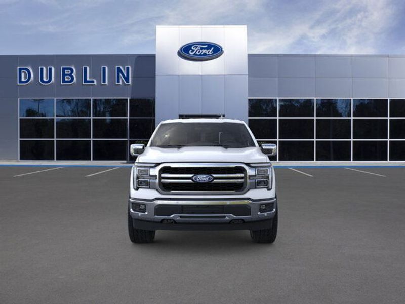 2025 Ford F-150 Lariat photo 4