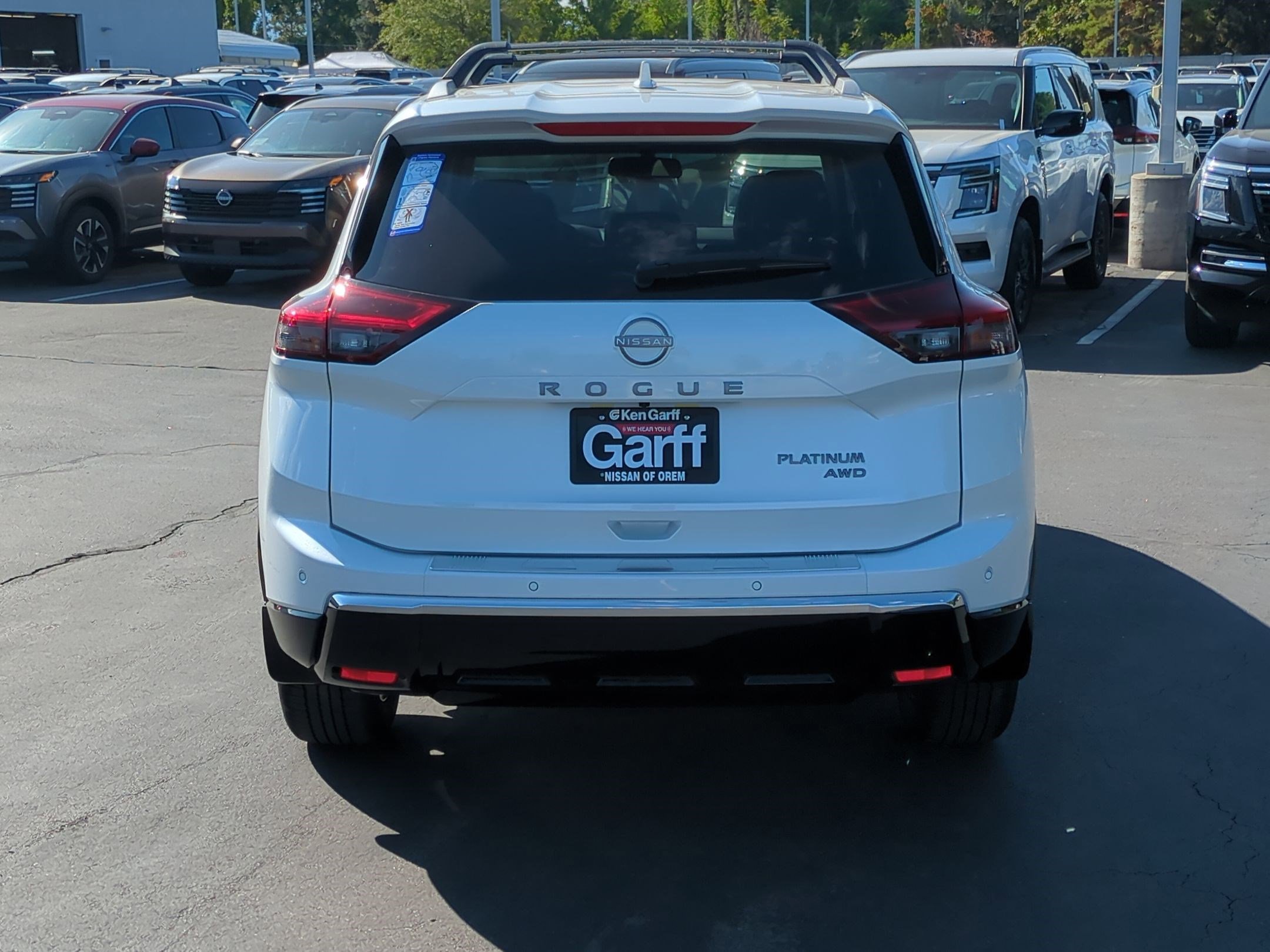 2026 Nissan Rogue Platinum photo 4