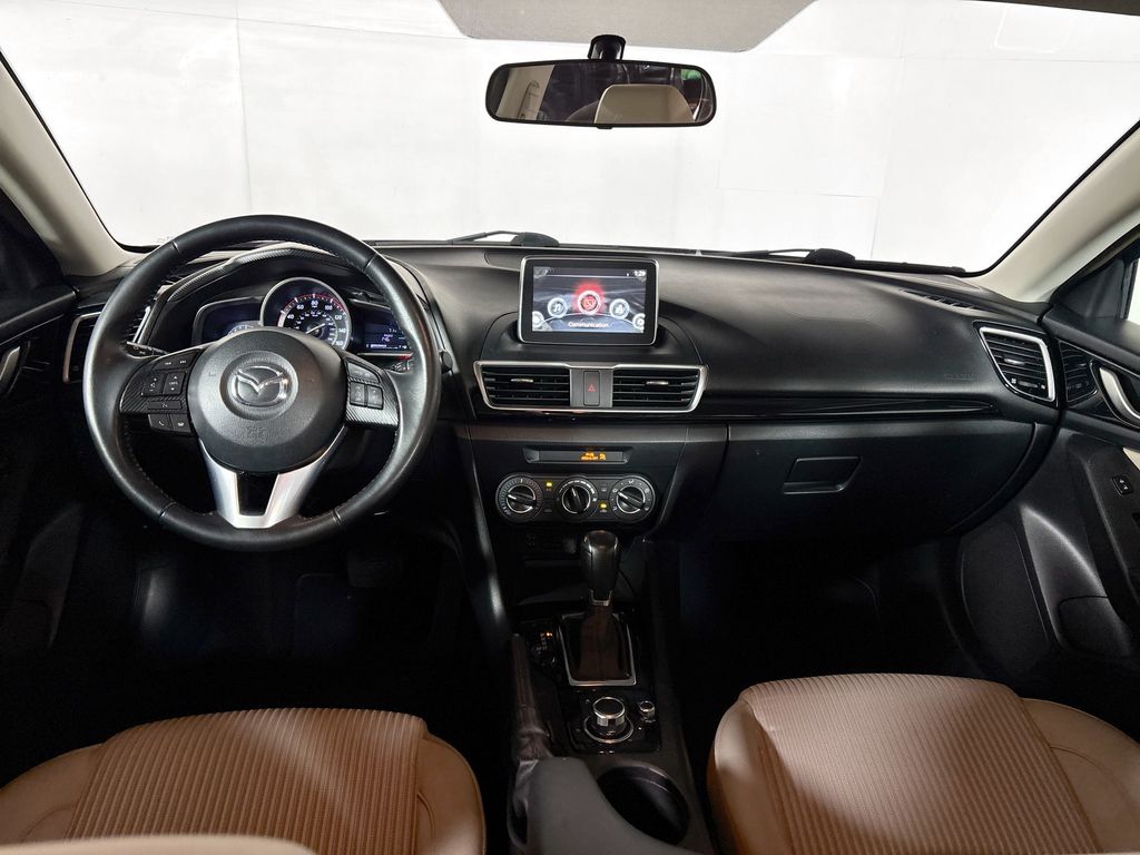 2015 Mazda Mazda3 Touring photo 9