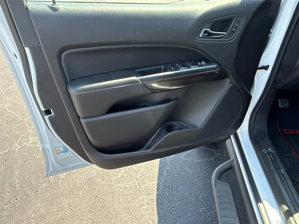 2016 Gmc Canyon SLE photo 9
