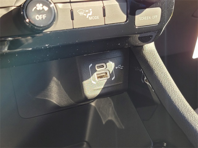 2025 Jeep Compass Latitude photo 34