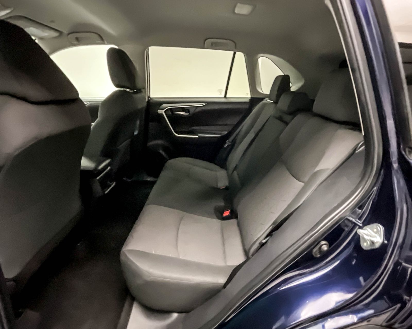 2024 Toyota RAV4 XLE photo 19