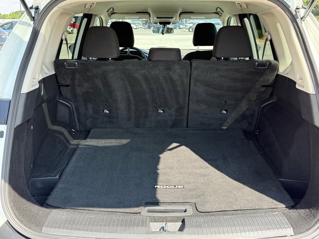 2023 Nissan Rogue S photo 14
