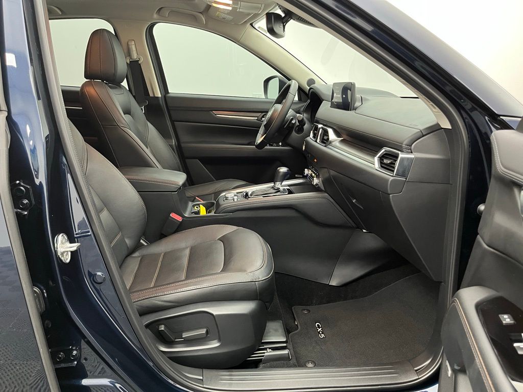 2023 Mazda CX-5 2.5 Premium Plus photo 30