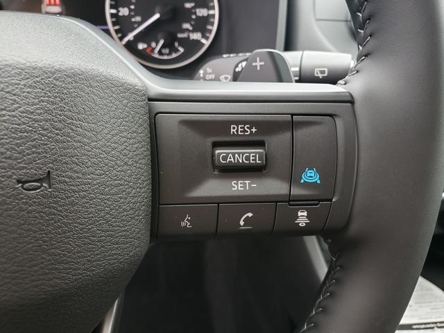2025 Nissan Rogue SV photo 21