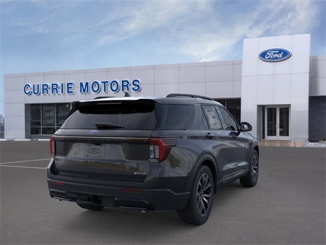 2025 Ford Explorer ST-Line photo 7