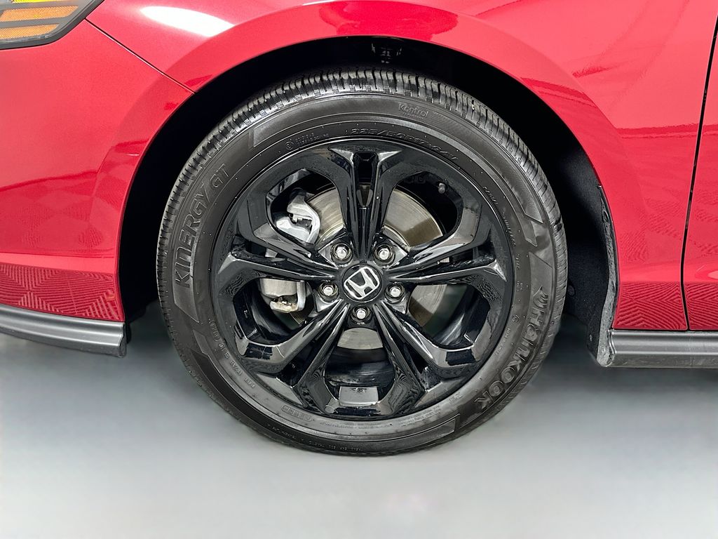 2025 Honda Accord 1.5T SE photo 30