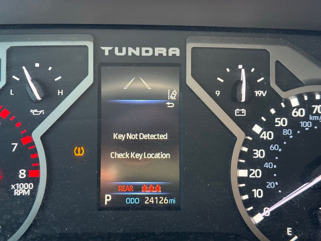 2022 Toyota Tundra TRD photo 16