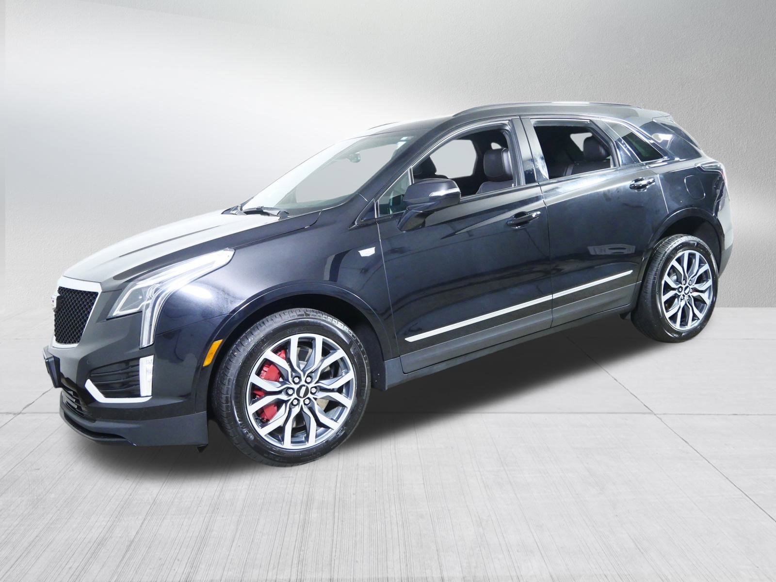 2022 Cadillac XT5 Sport photo 3